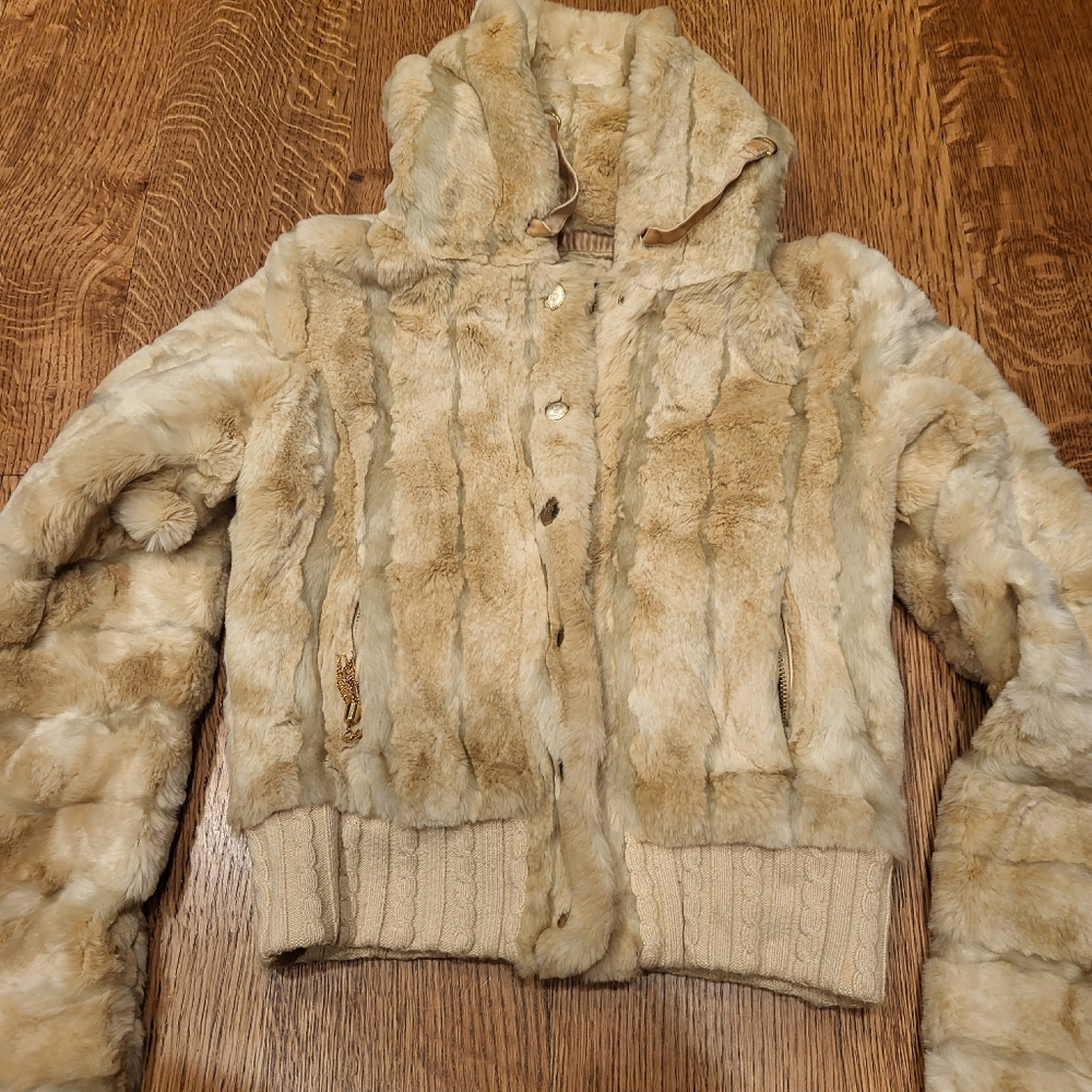 Juicy couture furry tan jacket size petitr